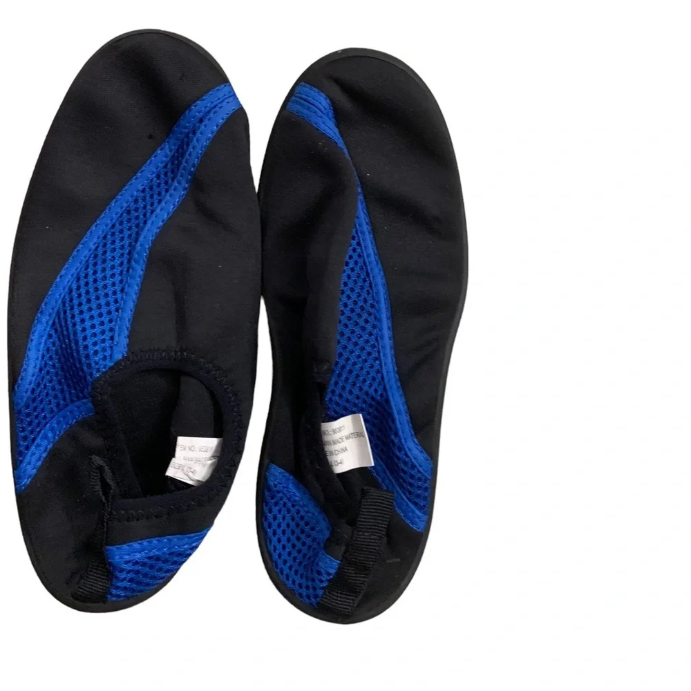 Boys Blue Black Water Shoes Size 3-4 L Swim Shoes